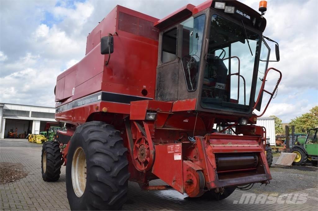 Case IH 1680 Axial Teraviljakombainid