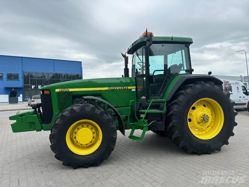 John Deere 8100 Traktorid