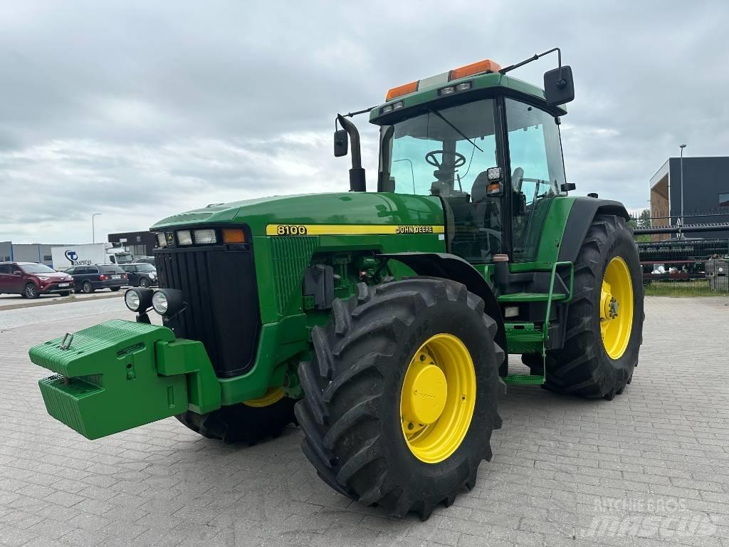 John Deere 8100 Traktorid