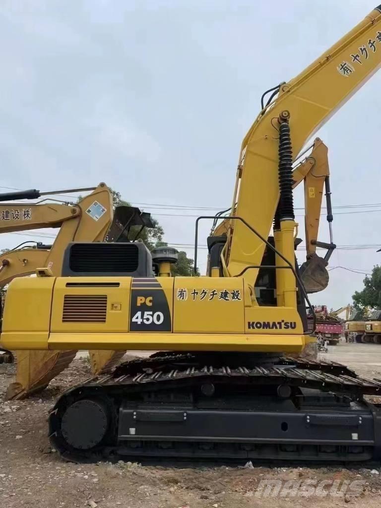 Komatsu PC450-8 Roomikekskavaatorid