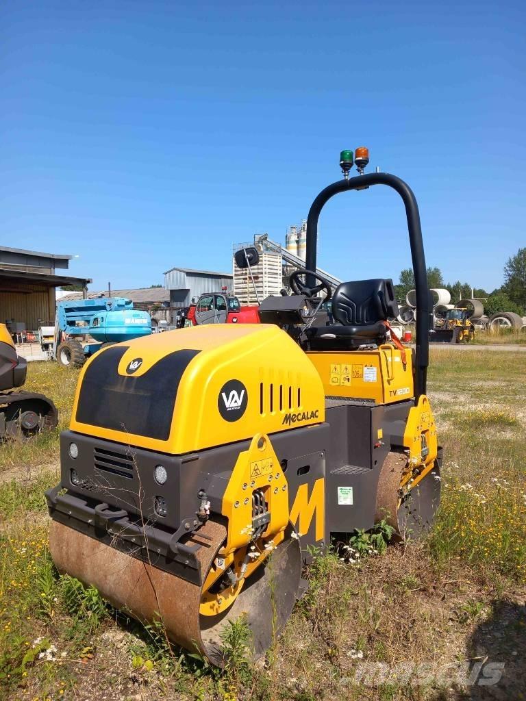 Mecalac TV1200 Vibroplaadid
