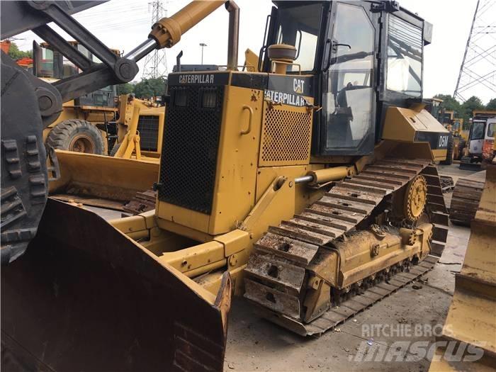 CAT D 5 M LGP Buldooserid