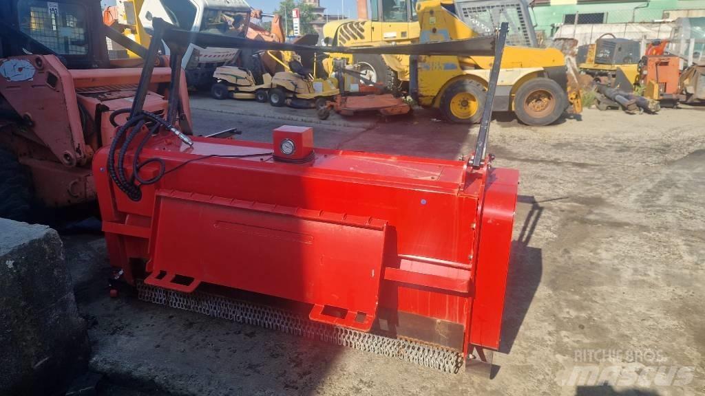 CAT ASV RC100 Kompaktlaadurid