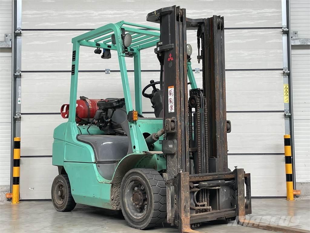 Mitsubishi FG25T Gaasitõstukid