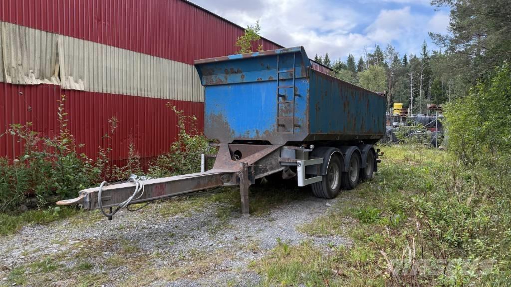  M & V Trippelkärra Kallur-haagised