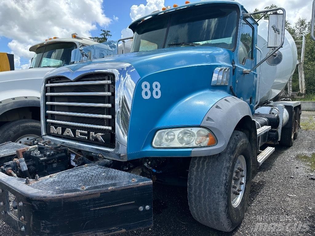 Mack GU 800 Muud veokid