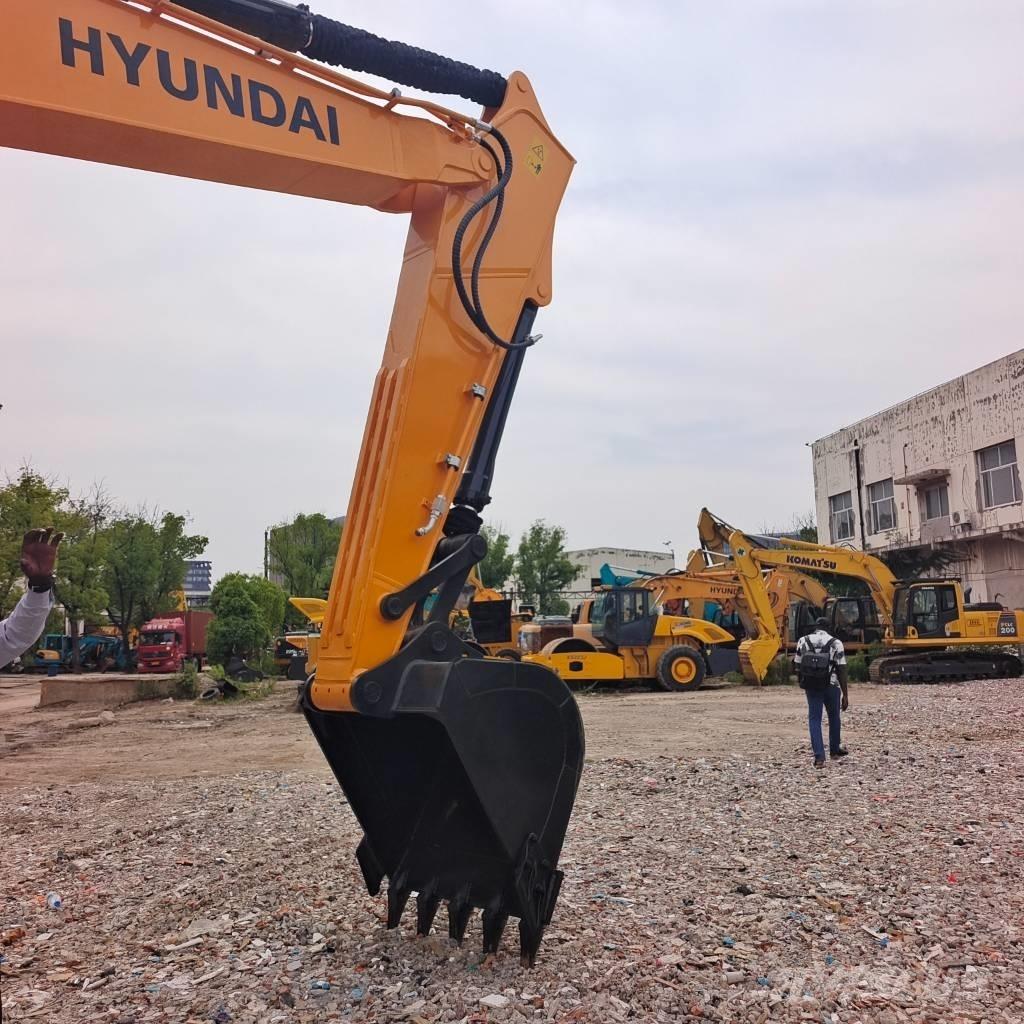 Hyundai 220LC-9S Roomikekskavaatorid