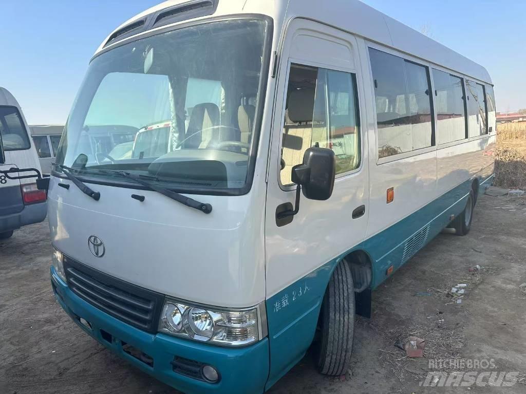 Toyota Coaster Bus Väikebussid