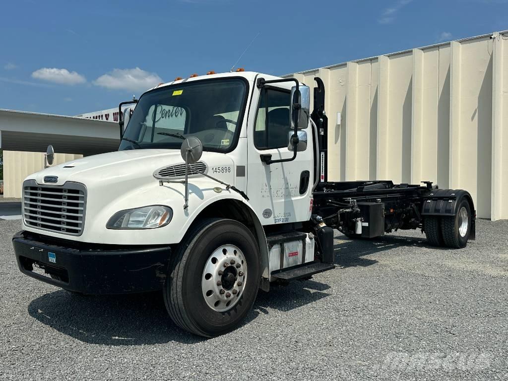 Freightliner M2 Prügiautod
