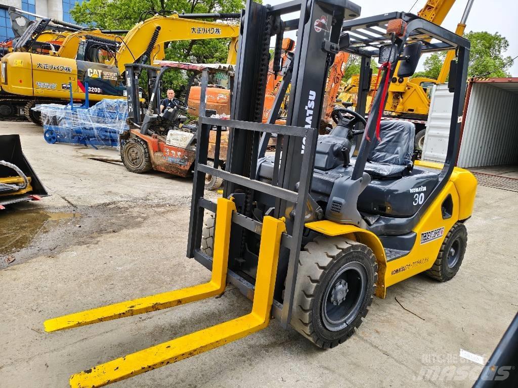Komatsu FD30 Diiseltõstukid