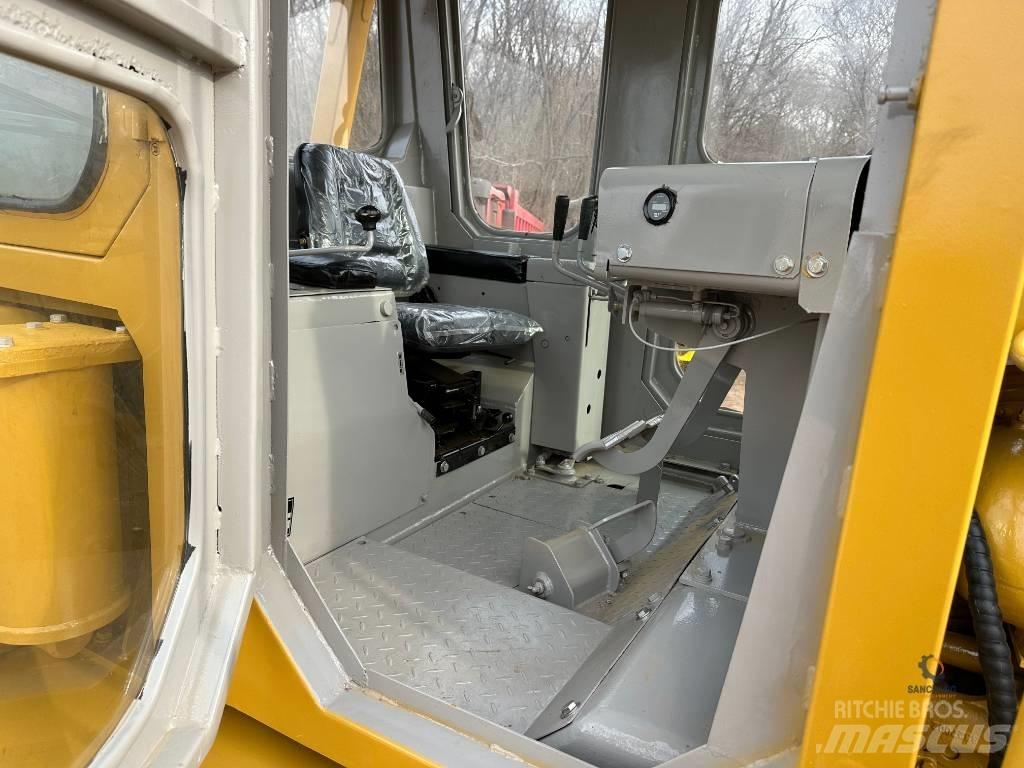 CAT D 7 G Buldooserid