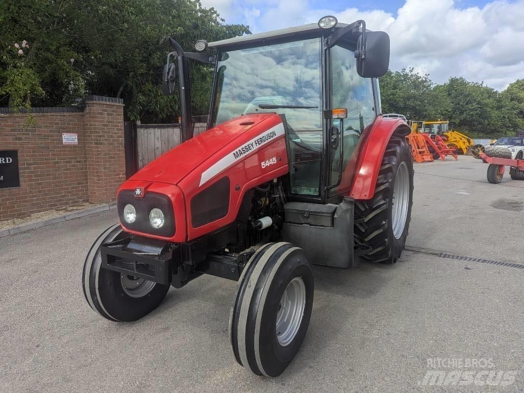 Massey Ferguson 5445 Traktorid