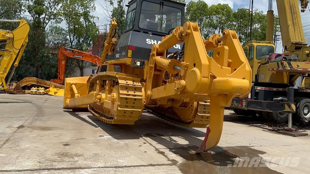 Shantui SD 32 Buldooserid