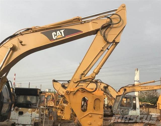 CAT 320 C Roomikekskavaatorid