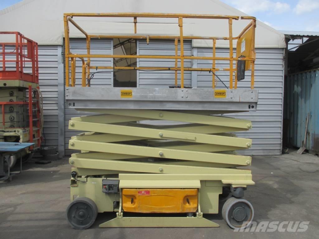 JLG 3246 ES Käärtõstukid