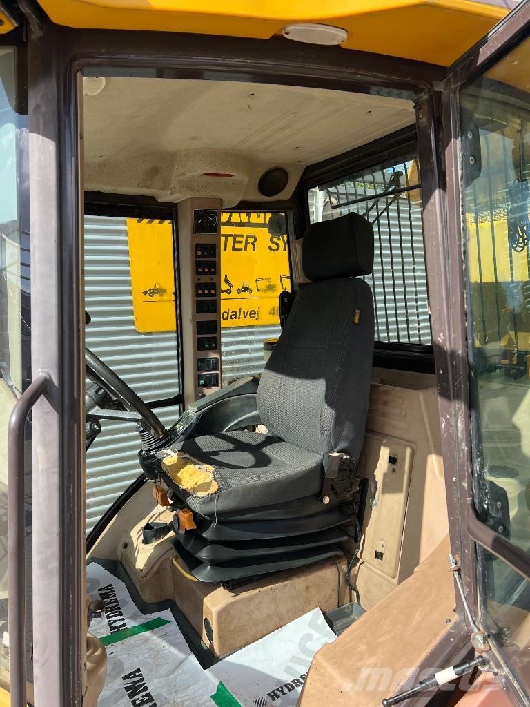 Hydrema 912 DS Liigendraamiga pinnaseveokid