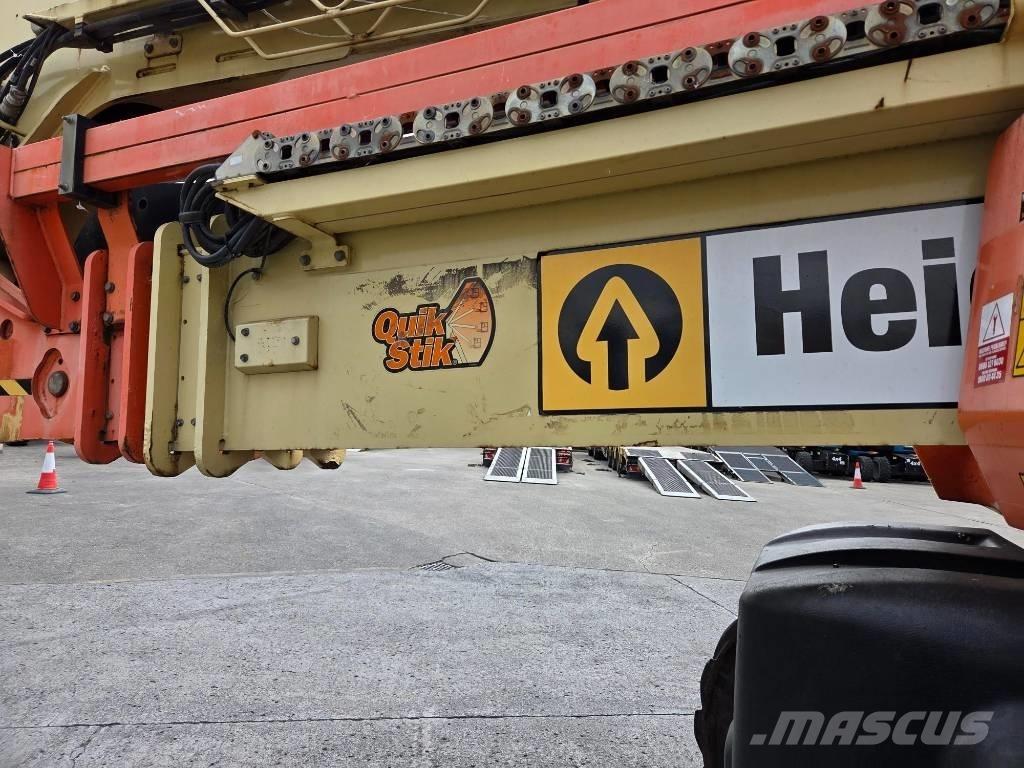 JLG 1250 AJP Iseliikuvad poomtõstukid