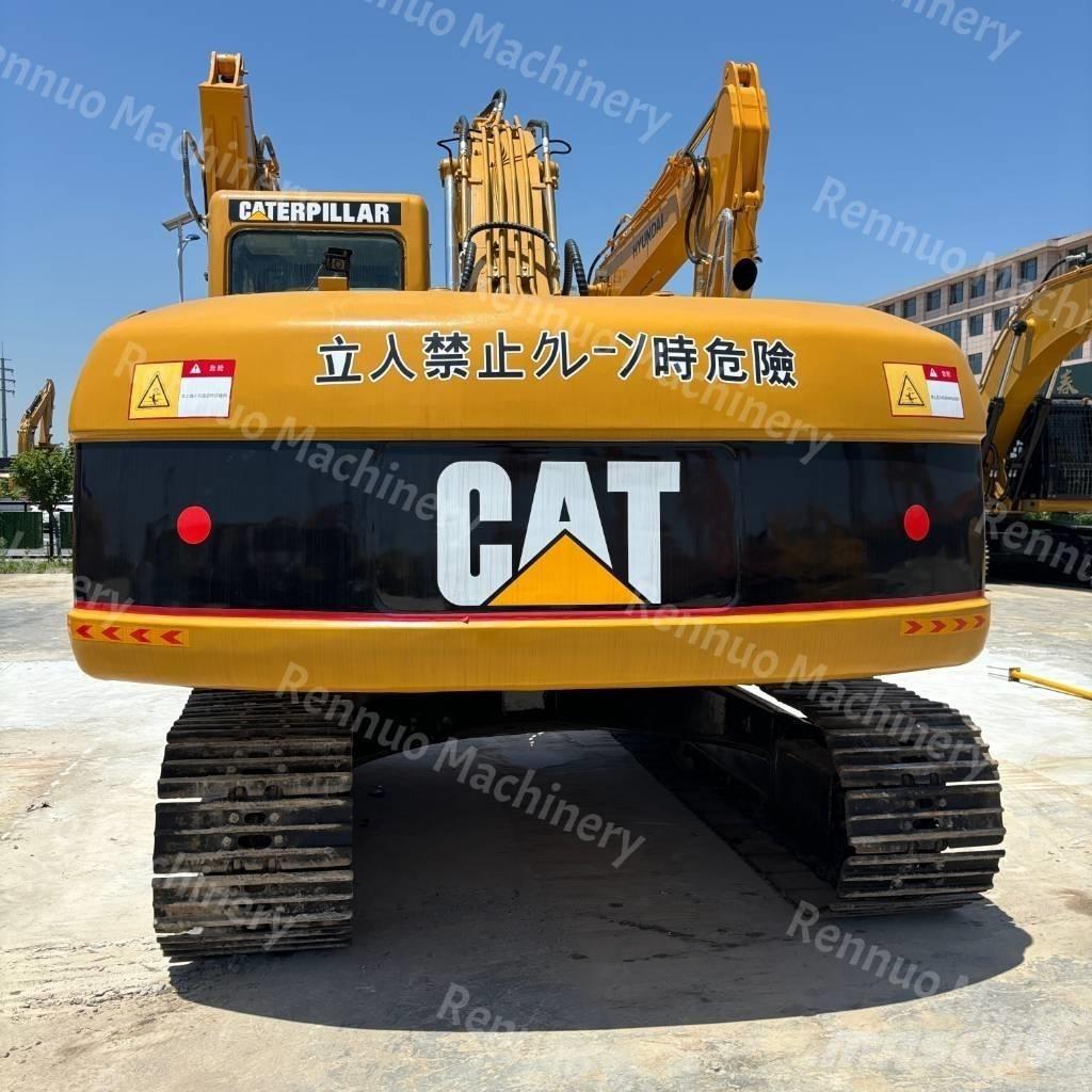 CAT 320 C Roomikekskavaatorid