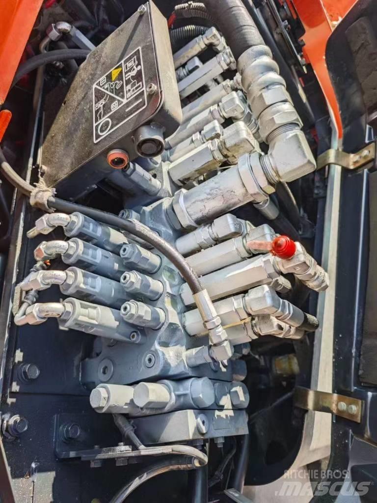 Kubota 185-3 Roomikekskavaatorid