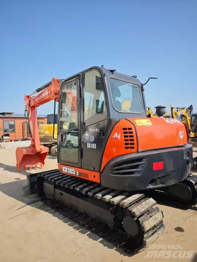 Kubota 185-3 Roomikekskavaatorid