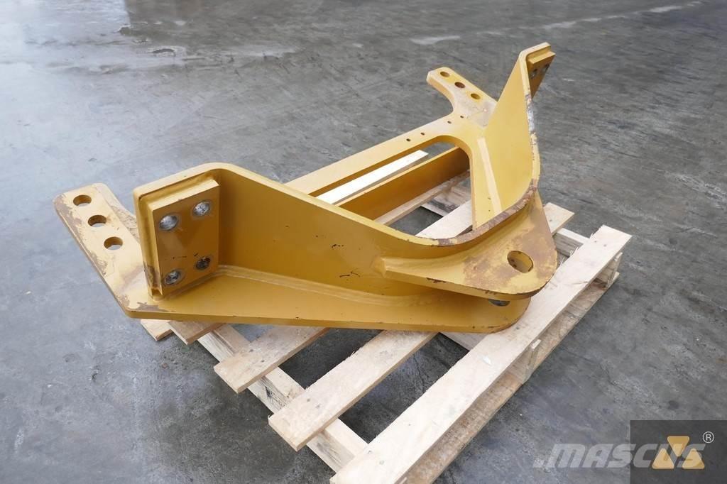 CAT 140M3 Drawbar Muud osad