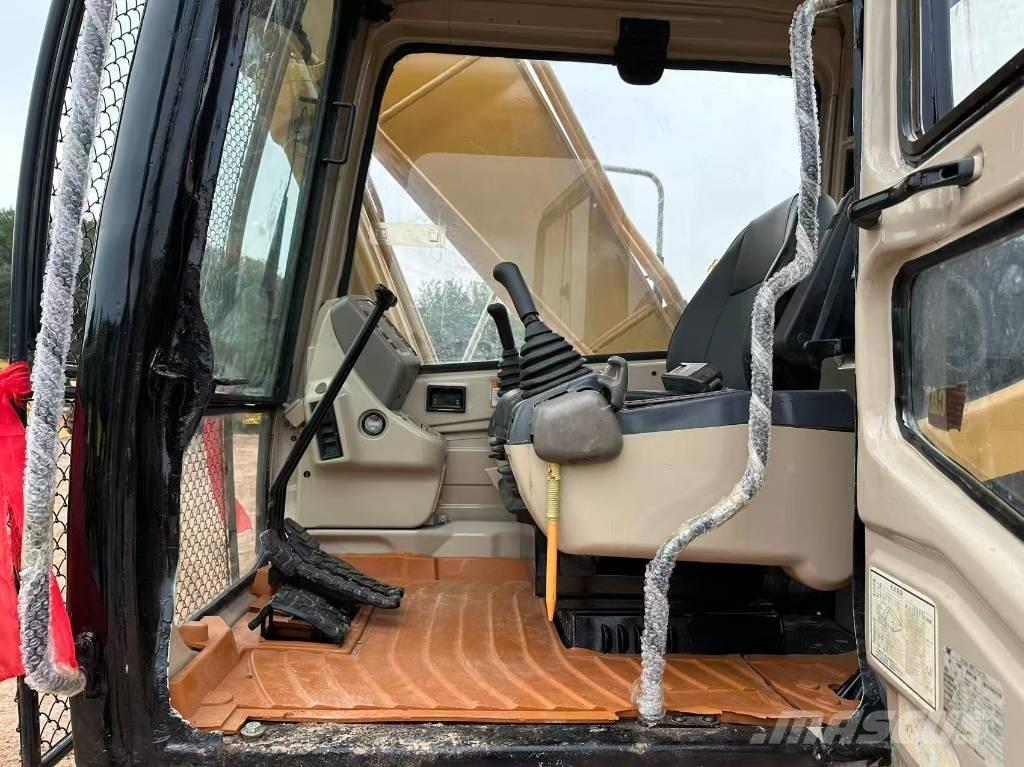 CAT 320 B L Roomikekskavaatorid