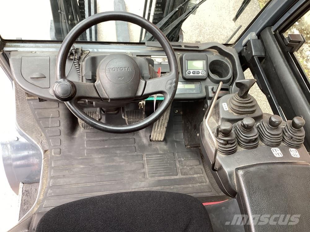 Toyota 8FDJF35 Diiseltõstukid