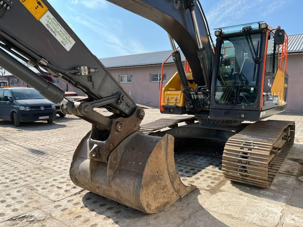 Volvo EC 220 E Roomikekskavaatorid