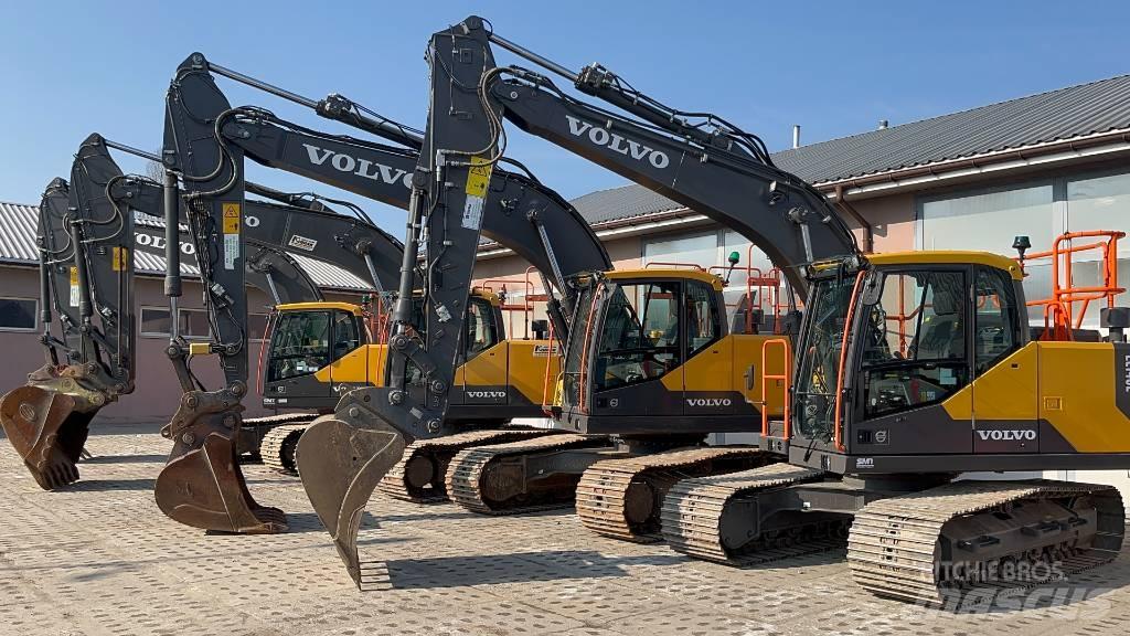 Volvo EC 220 E Roomikekskavaatorid