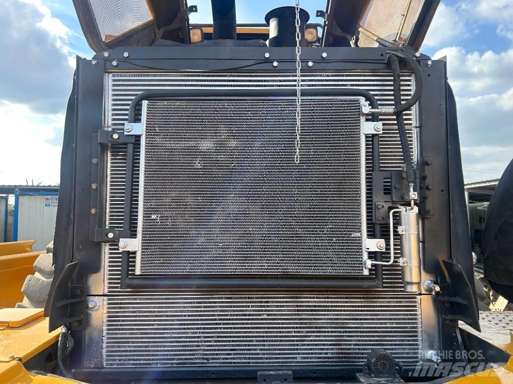 LiuGong 862 Rataslaadurid