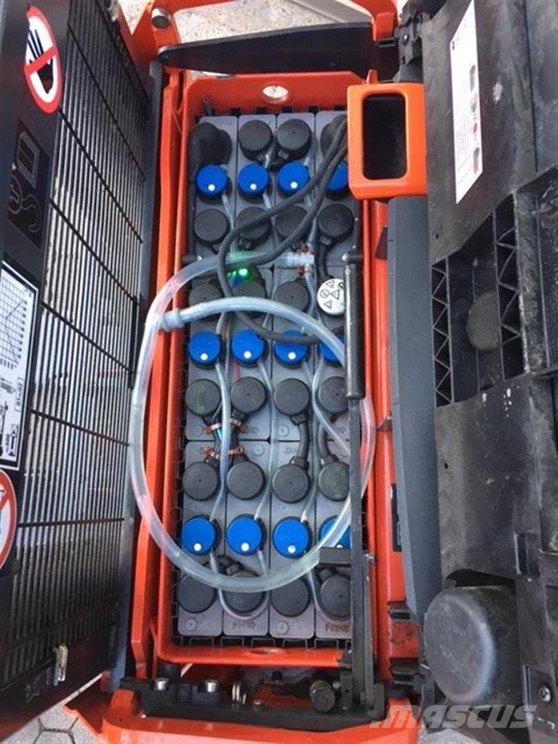 Linde D08 Kõrged komplekteerimistõstukid