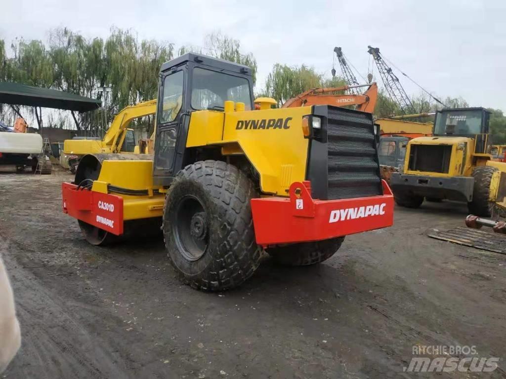 Dynapac CA 301 D Ühe trumliga rullid