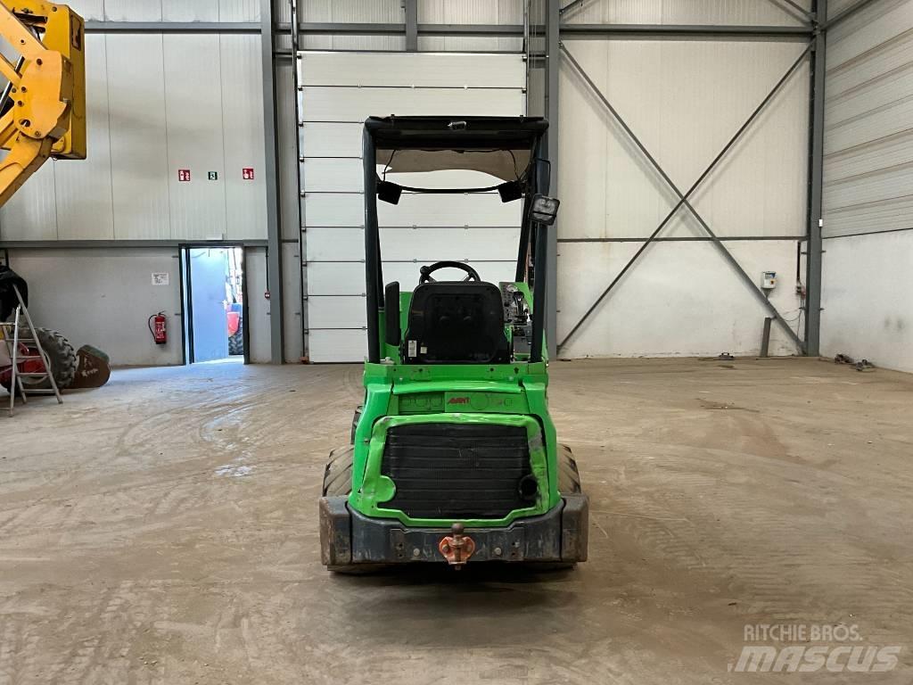 Avant R 28 T S Väikelaadurid