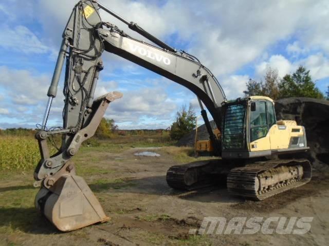 Volvo EC 220 DL Roomikekskavaatorid