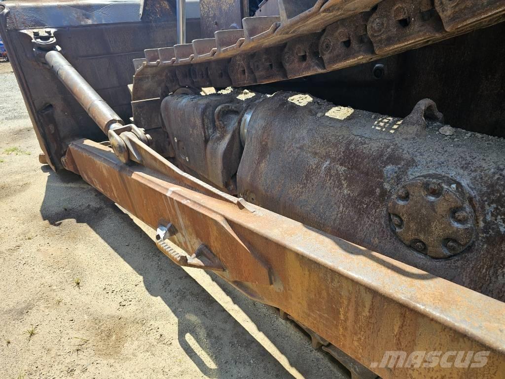 CAT D8N Buldooserid