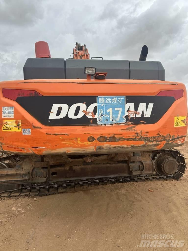Doosan 520LC-9C Roomikekskavaatorid