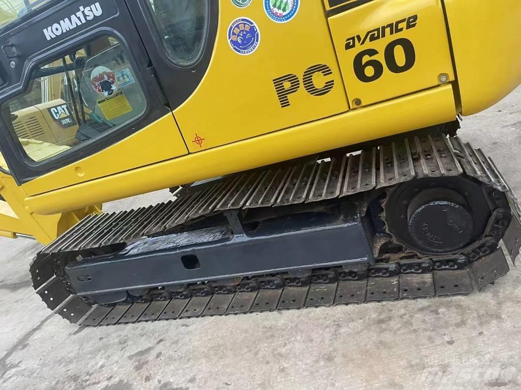 Komatsu PC 60 Väikeekskavaatorid 7t-12t