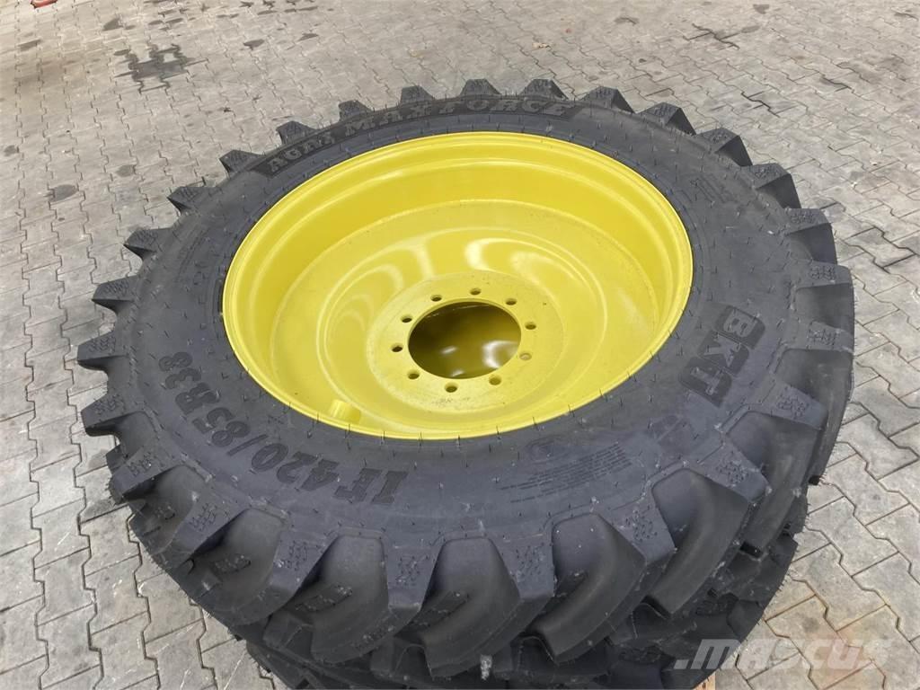 BKT 420/85R38 Rehvid, rattad ja veljed