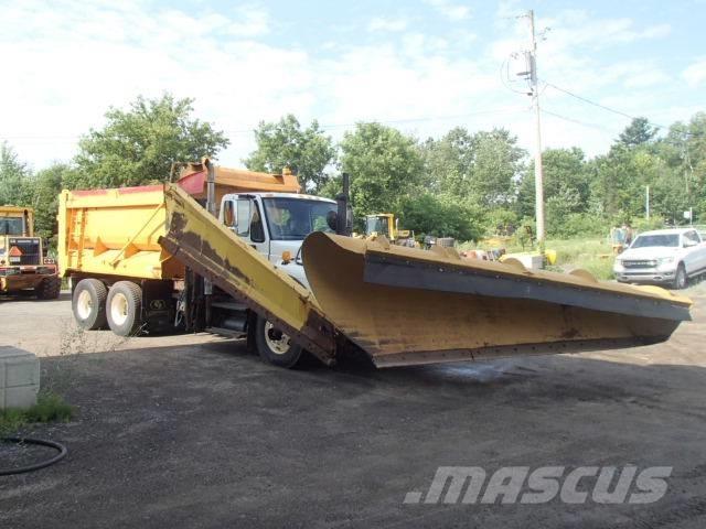 International 7400 Lumesahad