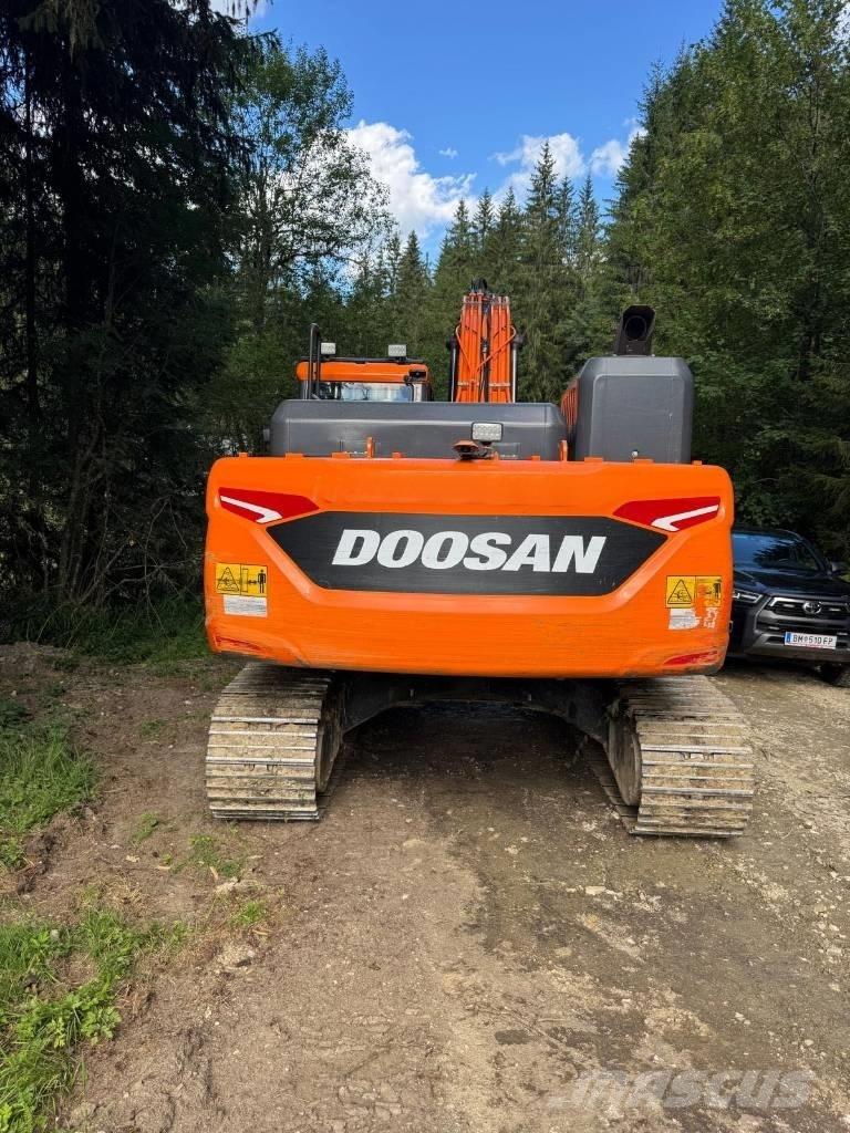 Doosan DX 225 LC-7 Roomikekskavaatorid