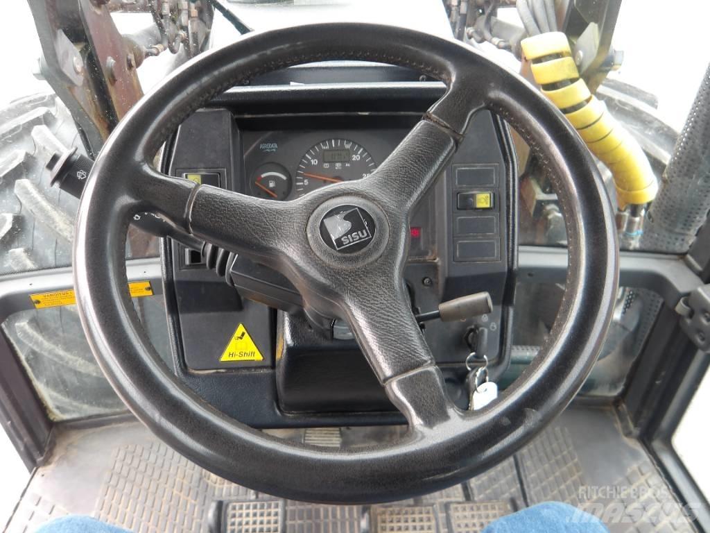 Valtra 8050 Traktorid
