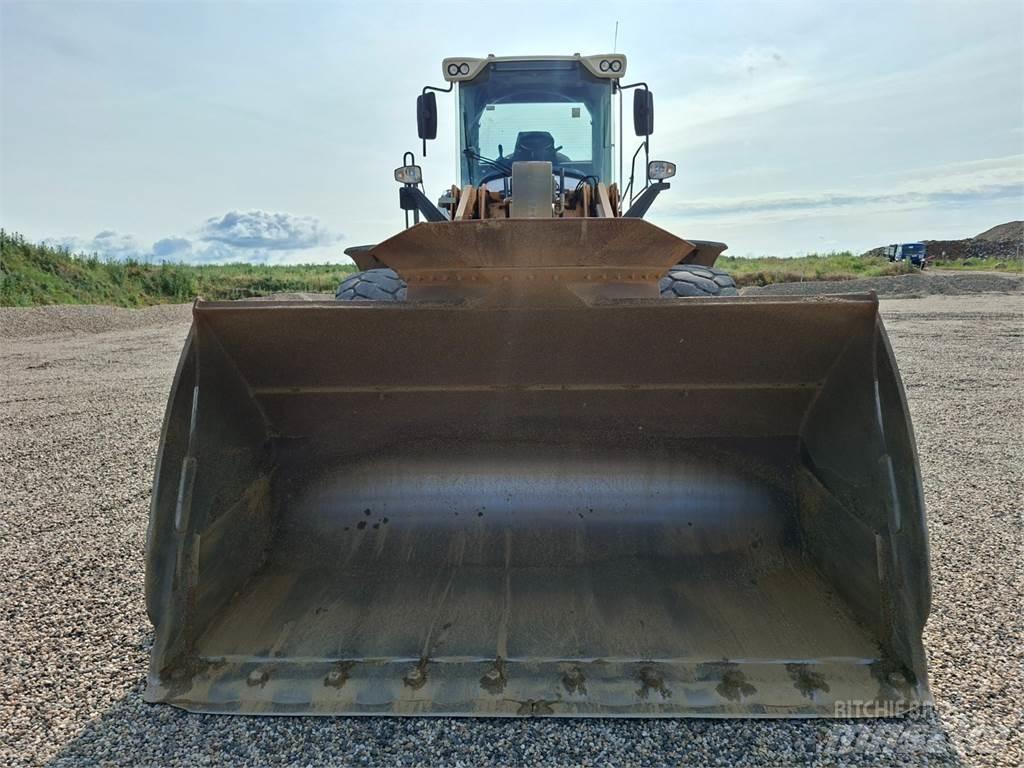 Liebherr L566 4X4 Muu