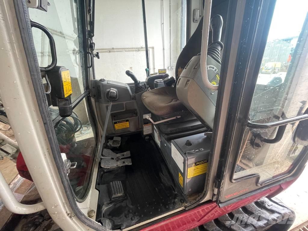 Takeuchi TB 250 Miniekskavaatorid < 7 t