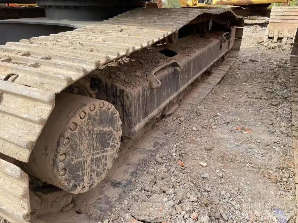 Volvo EC 250 D Roomikekskavaatorid