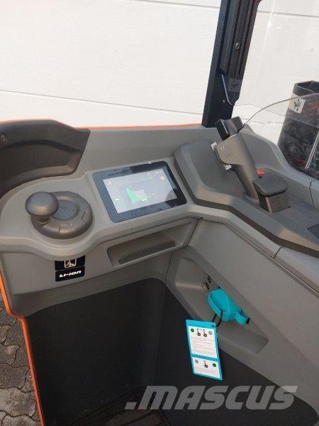 Toyota SSI200D Platvormiga virnastajad