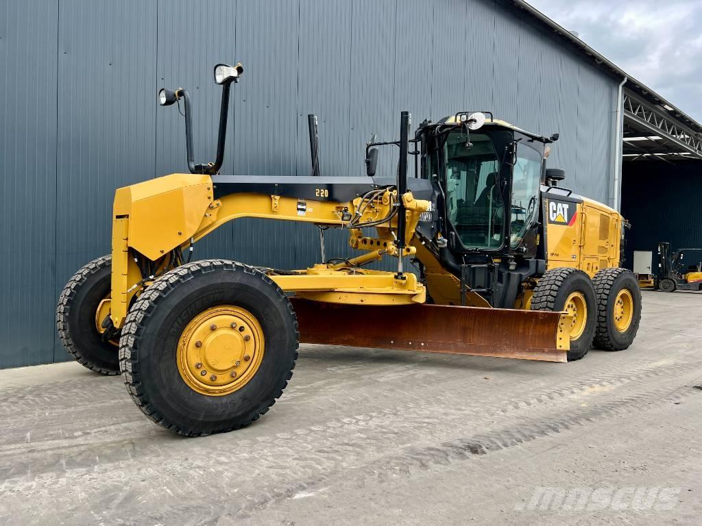 CAT 140M2 AWD Greiderid