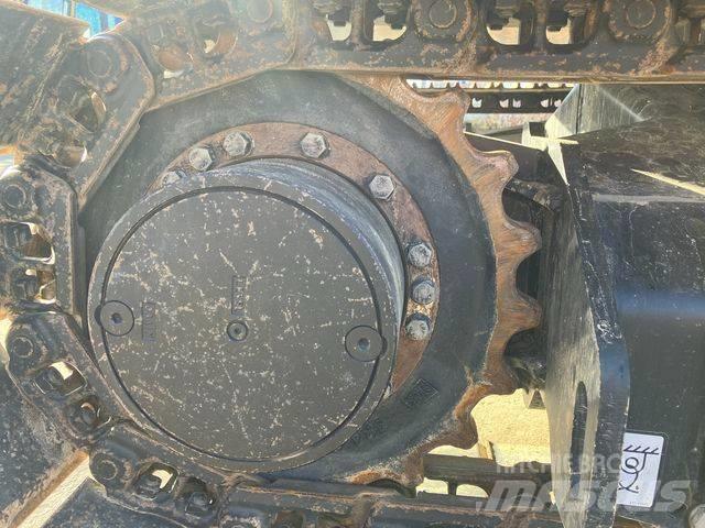 JCB 100 C Väikeekskavaatorid 7t-12t