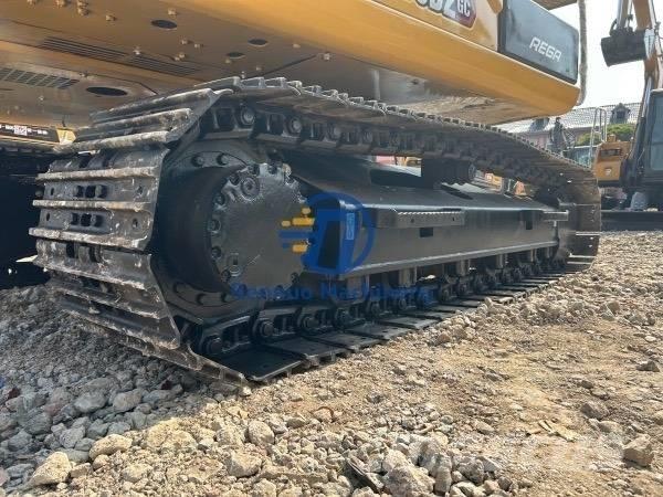 CAT 313 Väikeekskavaatorid 7t-12t