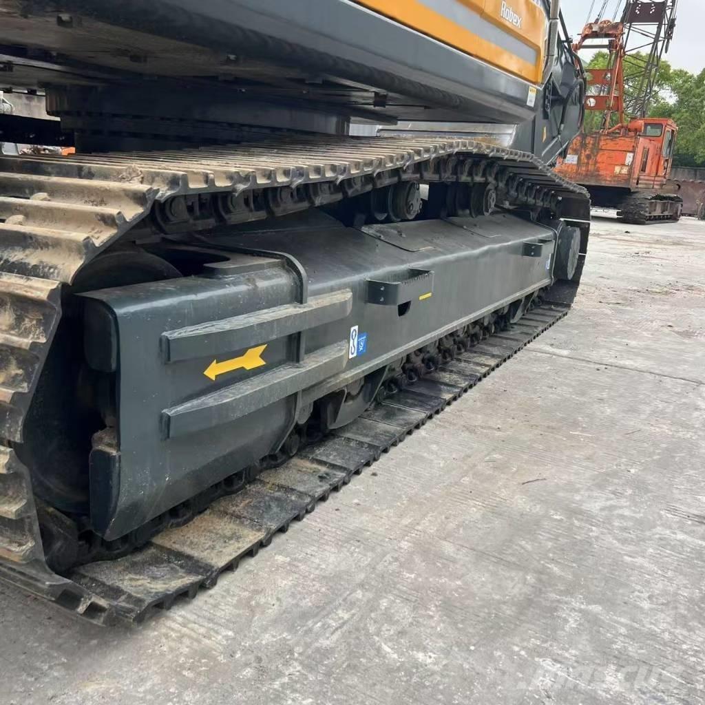 Hyundai R330LC-9T Roomikekskavaatorid