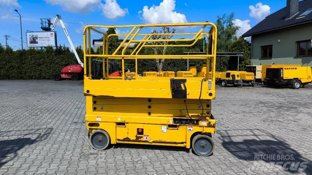 Haulotte Compact 10 Käärtõstukid